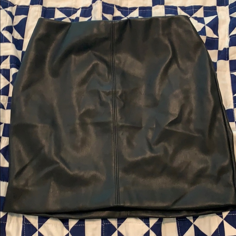 Hollister faux leather skirt